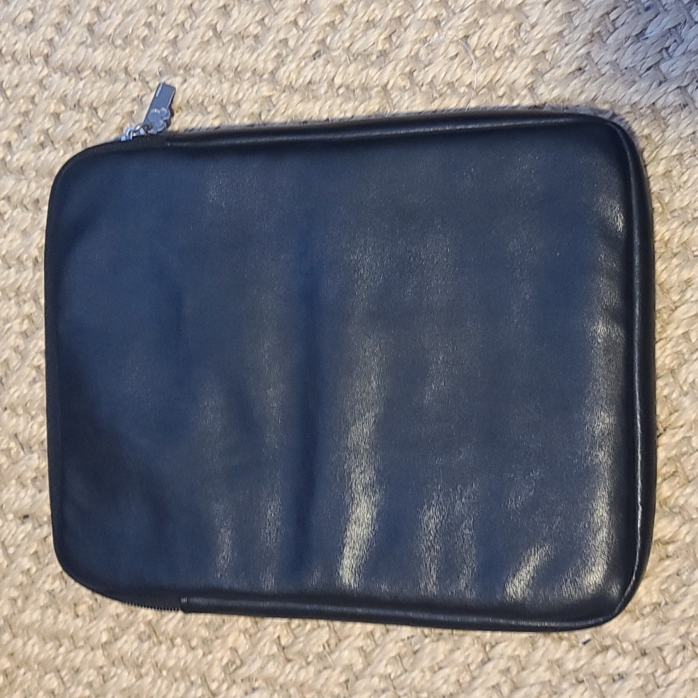 Disney Tech Case - Picture 2 of 4